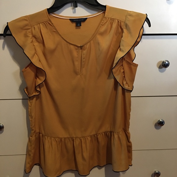 Tommy Hilfiger Tops - Tommy Hilfiger blouse